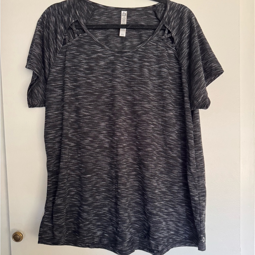 Women’s Active Athletic Shirt 2X